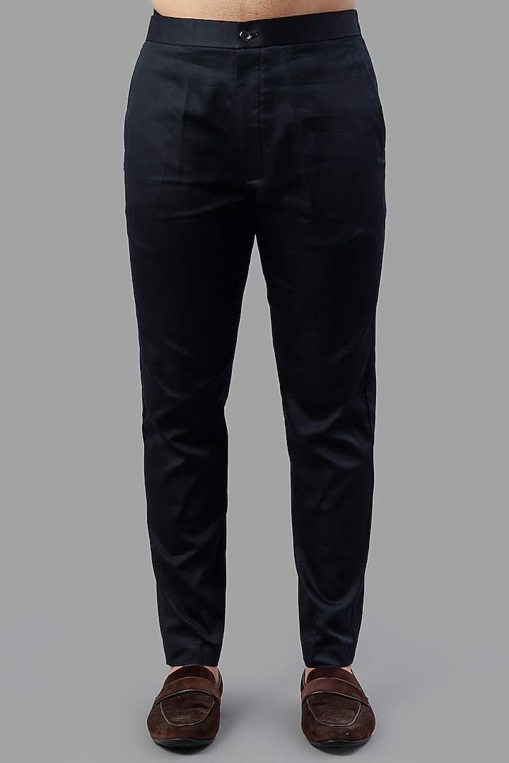 Navy Blue Linen Floral Thread Embroidered Indo Western Set by PAARSH at Pernia's Pop Up Shop