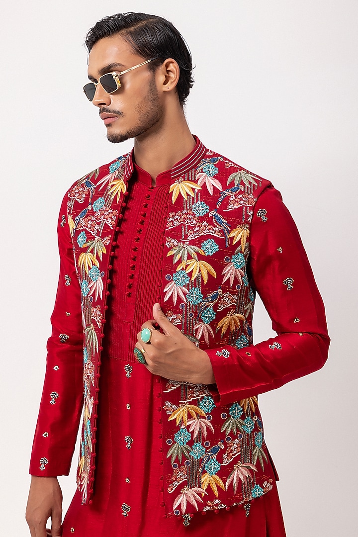 Red Bamberg Silk Thread Embroidered Nehru Jacket Set by PAARSH at Pernia's Pop Up Shop