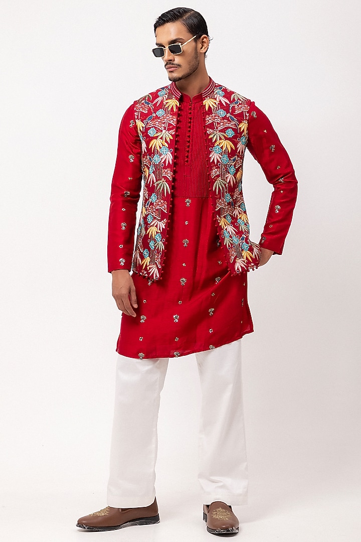 Red Bamberg Silk Thread Embroidered Nehru Jacket Set by PAARSH at Pernia's Pop Up Shop