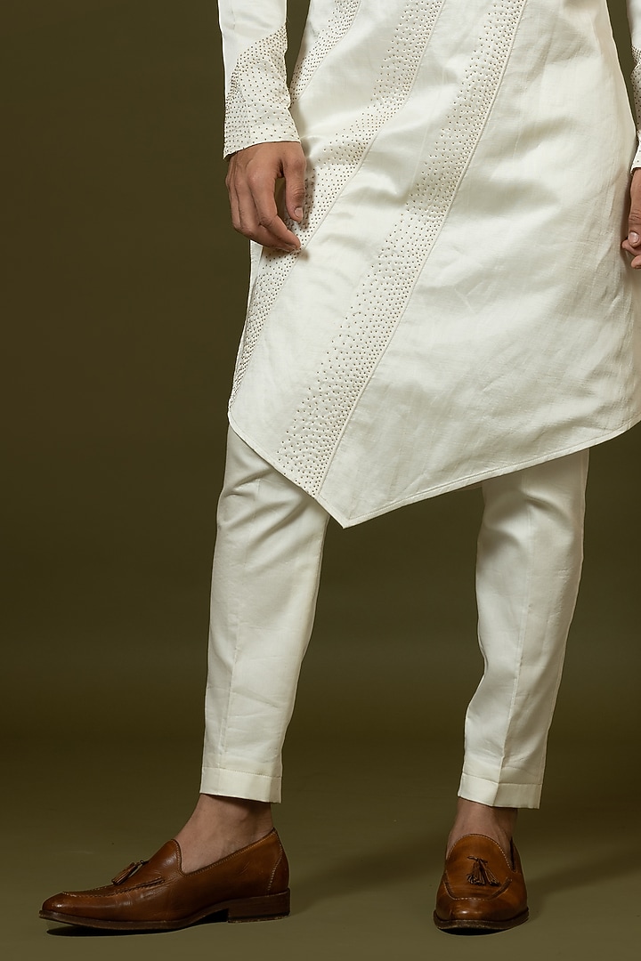 Ivory Linen Satin Kurta Set by PAARSH at Pernia's Pop Up Shop