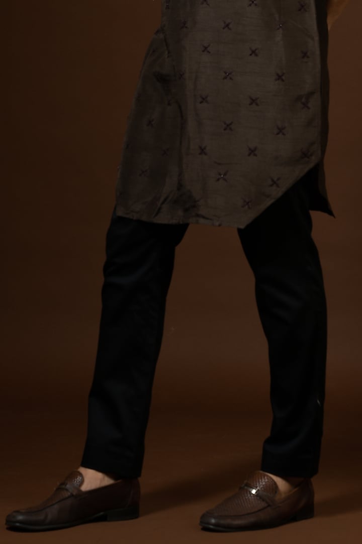 Coco Brown Bam Silk French Knot Embroidered Kurta Set by PAARSH at Pernia's Pop Up Shop