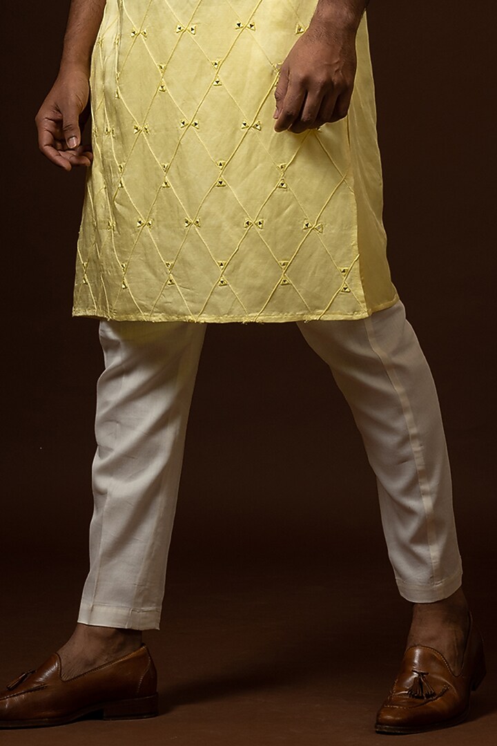Yellow Linen Satn Mirror Work Kurta Set by PAARSH at Pernia's Pop Up Shop