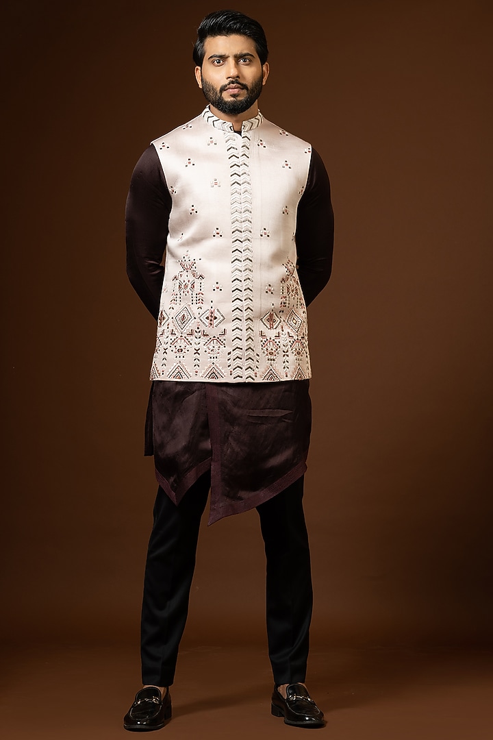 Dusty Pink Linen Satin Embroidered Bundi Jacket by PAARSH at Pernia's Pop Up Shop