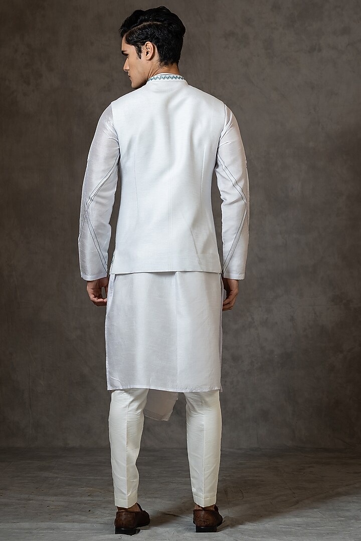 Faded Bam Silk Mirror Work Bundi Jacket Set by PAARSH at Pernia's Pop Up Shop