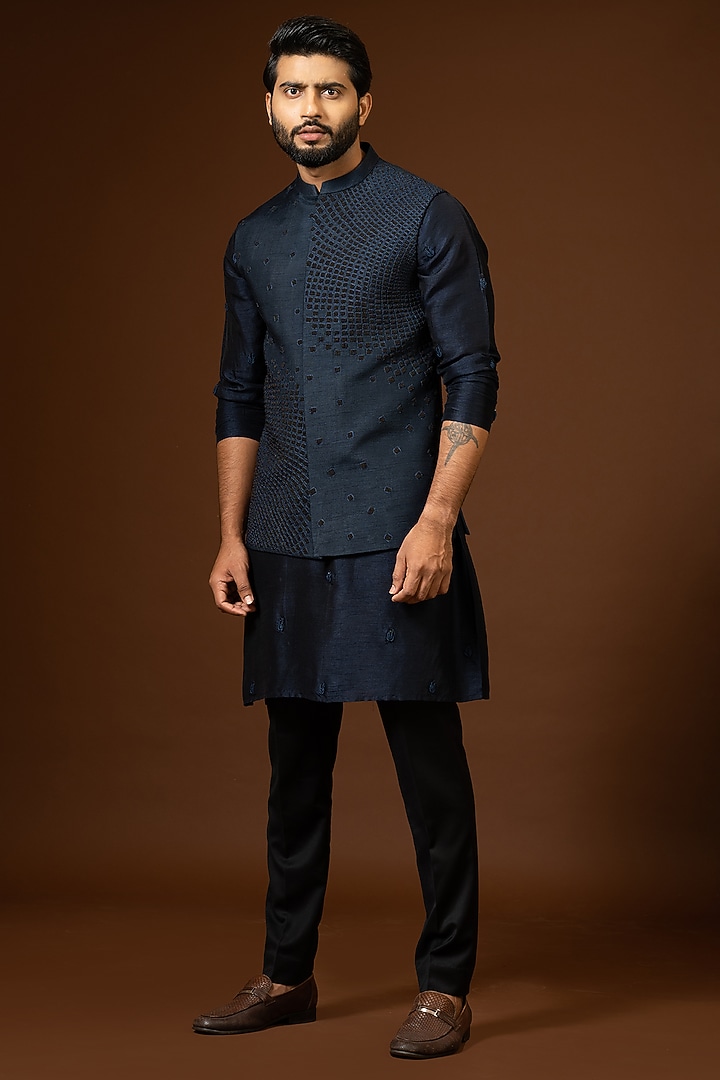 Navy Blue Linen Satin Embroidered Bundi Jacket Set by PAARSH at Pernia's Pop Up Shop