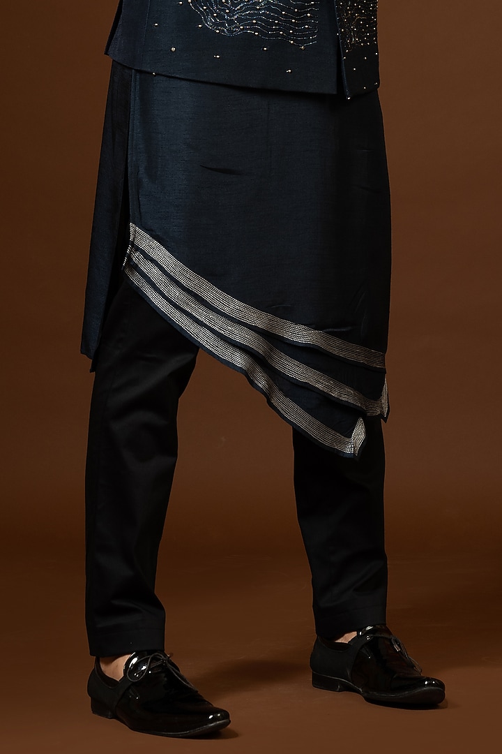 Navy Blue Linen Satin Embroidered Bundi Jacket Set by PAARSH at Pernia's Pop Up Shop