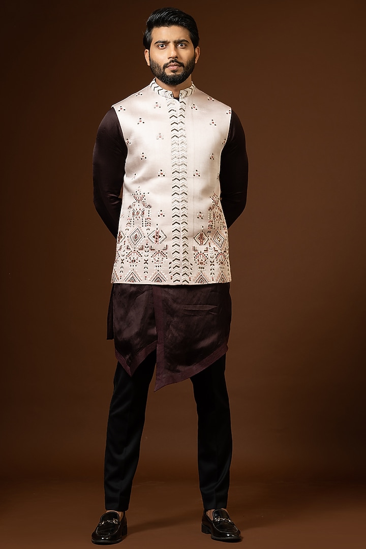 Dusty Pink Modal Satin Embroidered Bundi Set by PAARSH at Pernia's Pop Up Shop