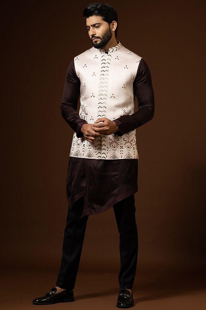 Dusty Pink Modal Satin Embroidered Bundi Set by PAARSH at Pernia's Pop Up Shop