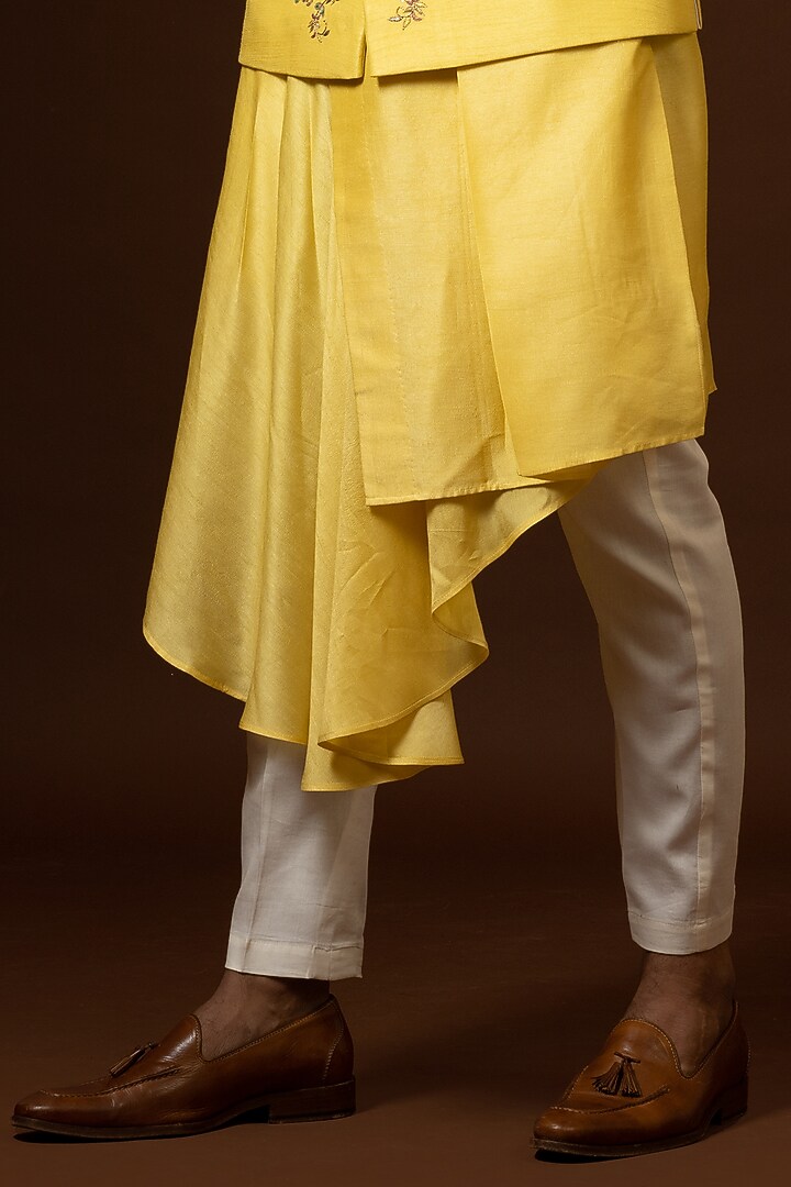 Mustard Bam Silk Bundi Jacket Set by PAARSH at Pernia's Pop Up Shop