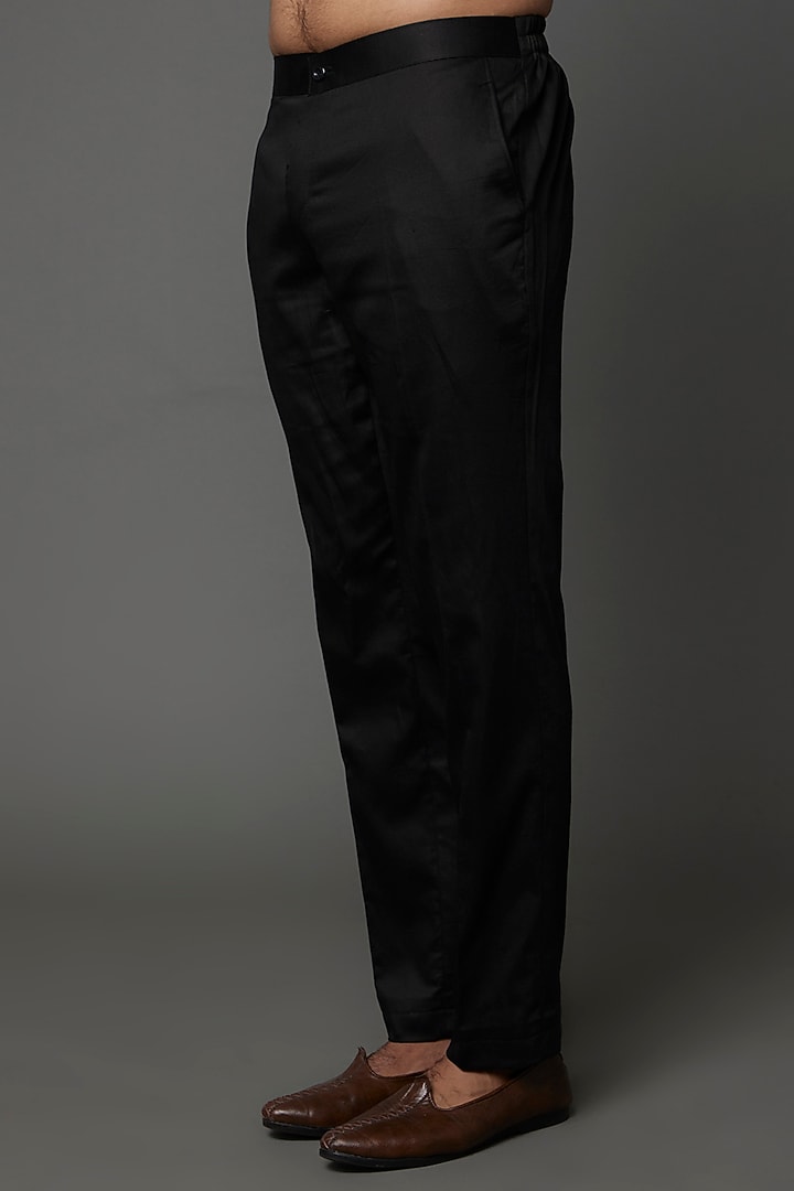 Black Raw Silk Bundi Jacket Set by PAARSH at Pernia's Pop Up Shop