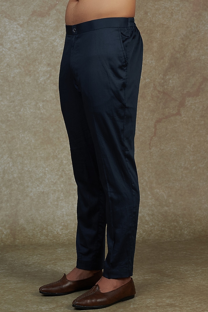 Midnight Blue Silk Embroidered Indo-Western Set by PAARSH at Pernia's Pop Up Shop