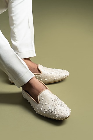 Ivory Silk Juttis by PAARSH