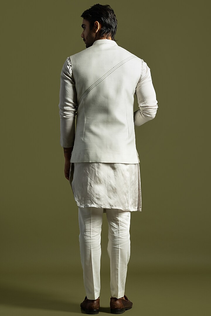 Oyster Grey Bemberg Silk Thread Work Nehru Jacket Set by PAARSH at Pernia's Pop Up Shop