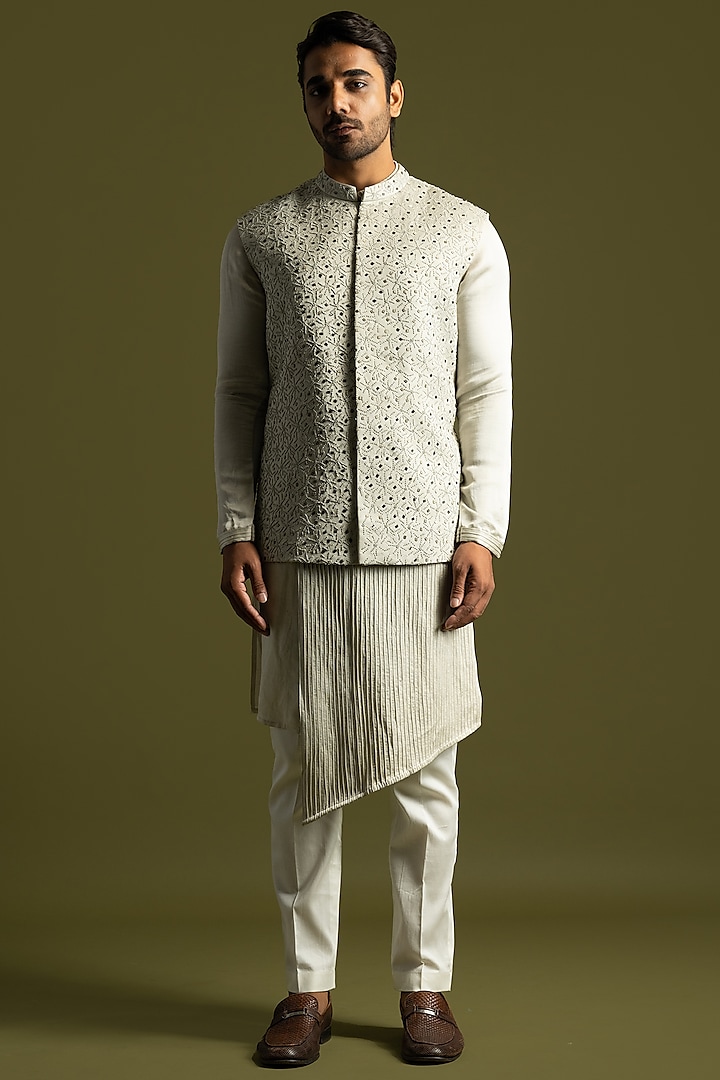 Grey Linen Satin Cutdana Embroidered Bundi Jacket Set by PAARSH