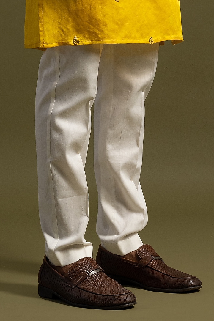 Yellow Linen Satin Motifs Kurta Set by PAARSH at Pernia's Pop Up Shop