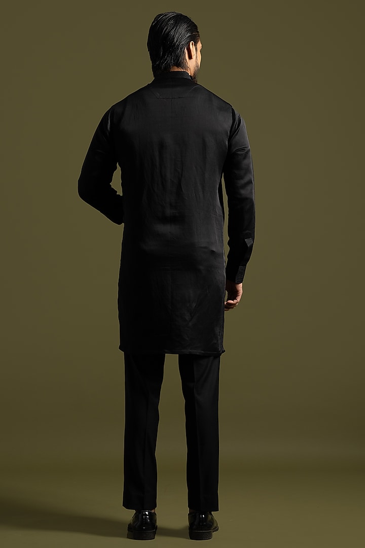 Black Linen Satin Kurta Set by PAARSH at Pernia's Pop Up Shop