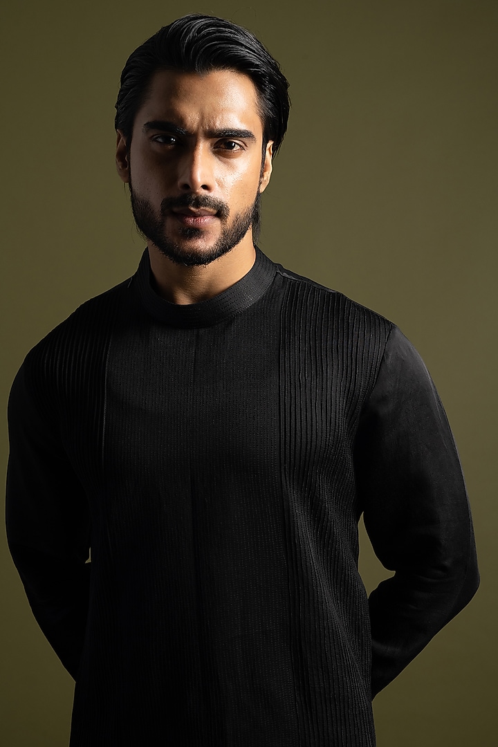 Black Linen Satin Kurta Set by PAARSH at Pernia's Pop Up Shop