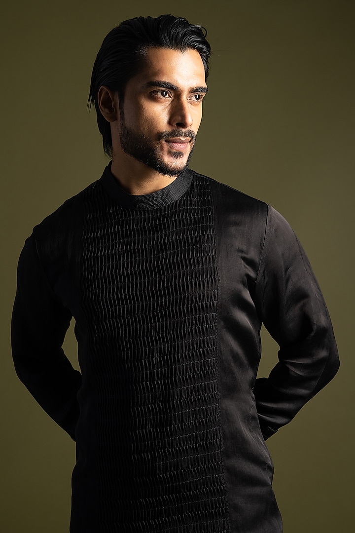 Black Linen Satin Kurta Set by PAARSH at Pernia's Pop Up Shop