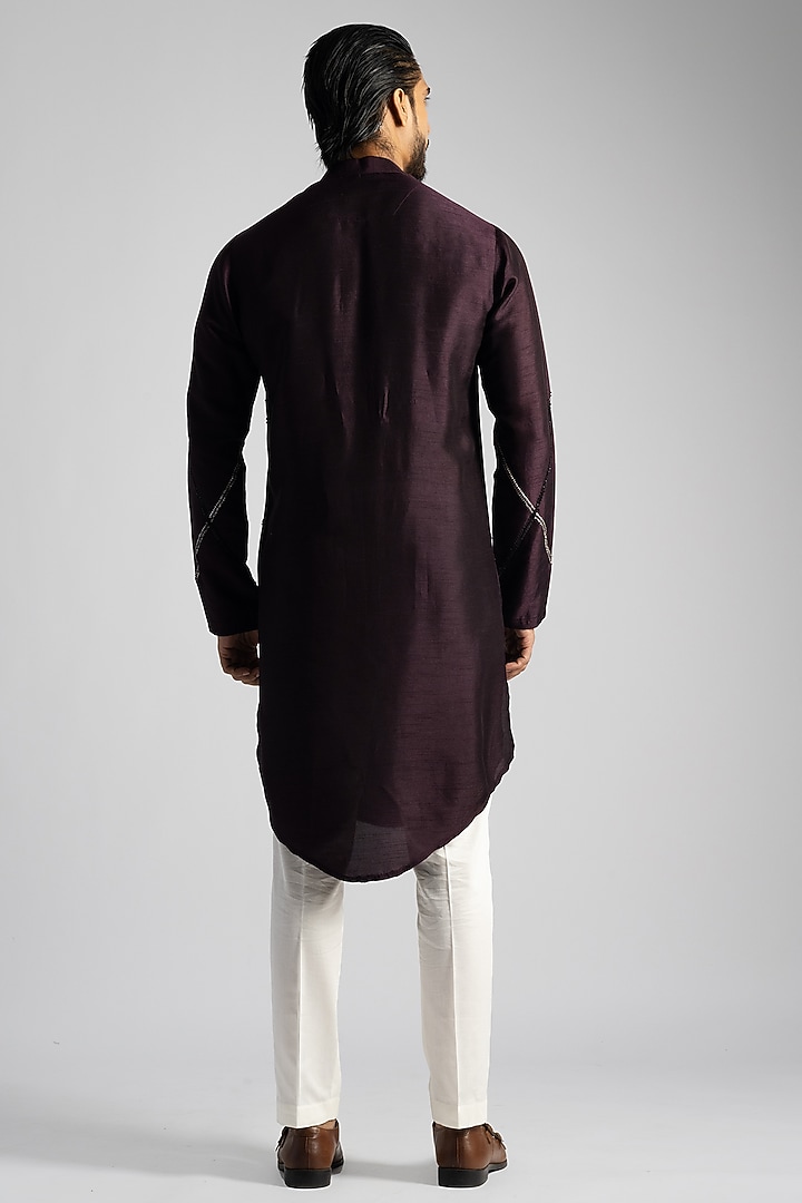 Plum Bemberg Silk Embroidered Shirt Kurta Set by PAARSH at Pernia's Pop Up Shop