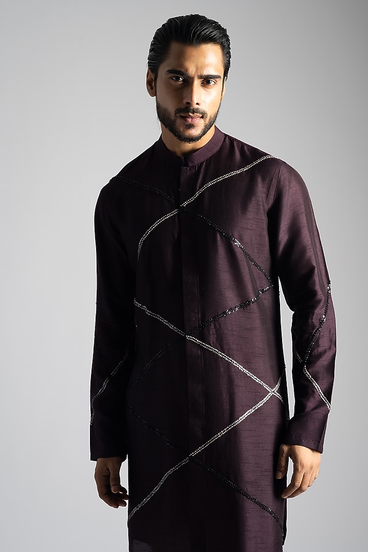 Plum Bemberg Silk Embroidered Shirt Kurta Set by PAARSH at Pernia's Pop Up Shop
