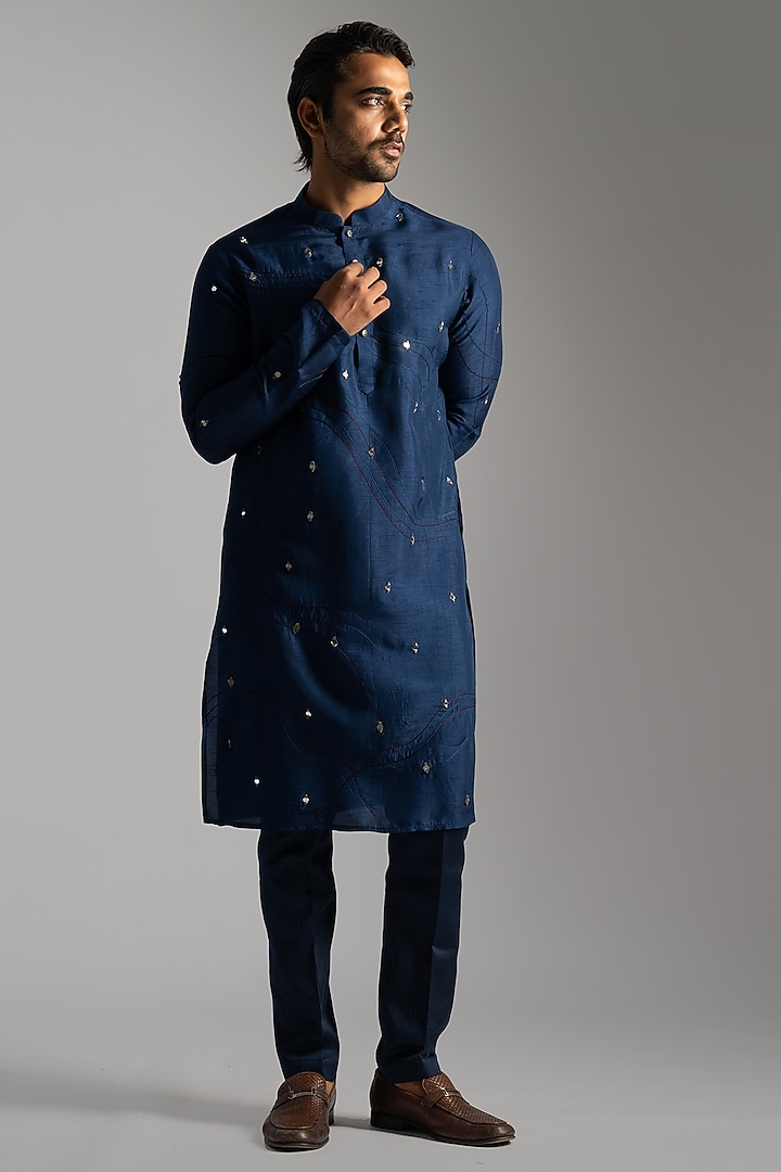 Navy Blue Linen Satin Thread Kurta Set by PAARSH at Pernia's Pop Up Shop