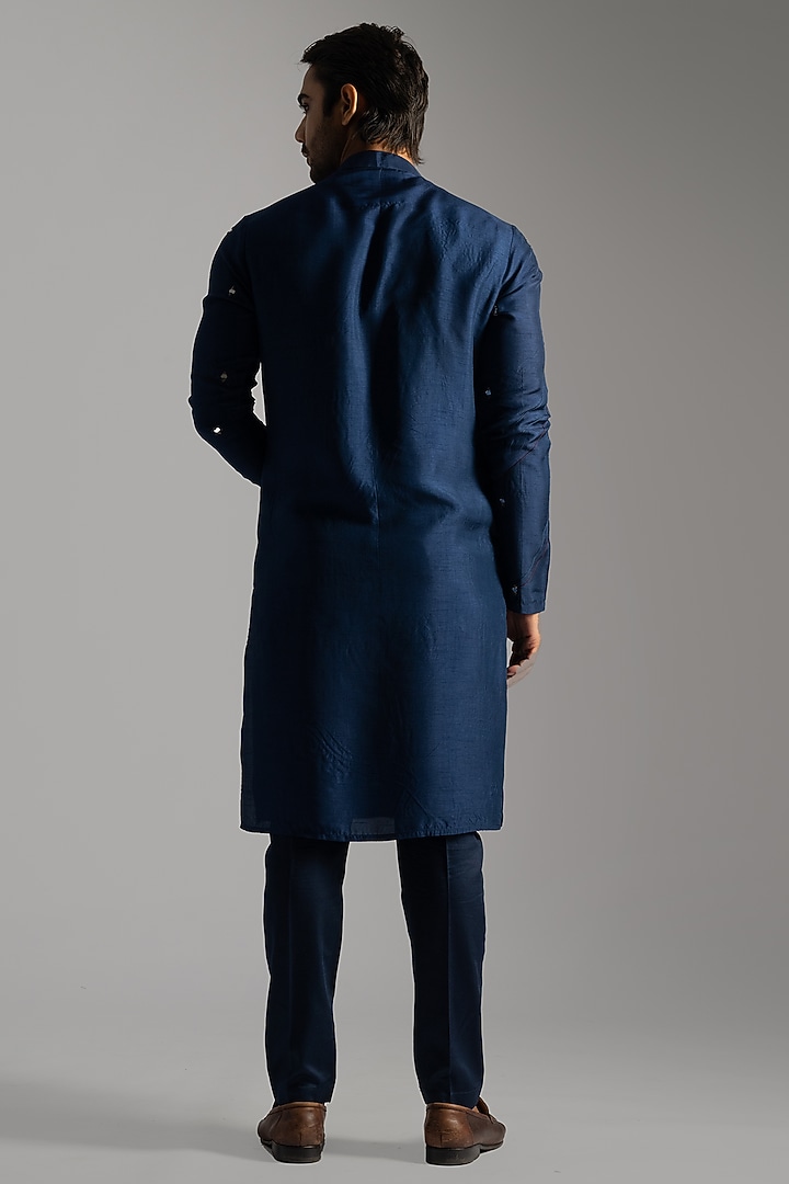 Navy Blue Linen Satin Thread Kurta Set by PAARSH at Pernia's Pop Up Shop