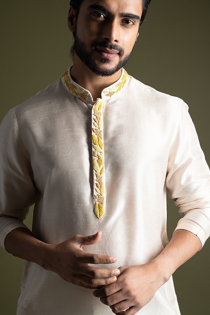 Cream Bemberg Silk Embroidered Kurta Set by PAARSH at Pernia's Pop Up Shop
