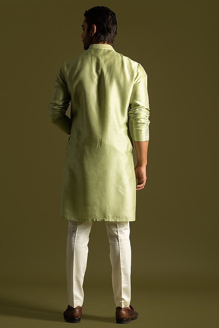 Pistachio Green Bemberg Silk Kurta Set by PAARSH at Pernia's Pop Up Shop