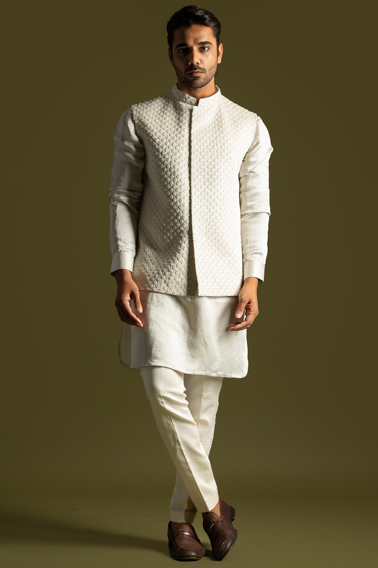 Buy NEUDIS Grey Solid Cotton Linen Blend Regular Fit Men's Nehru Jacket |  Shoppers Stop