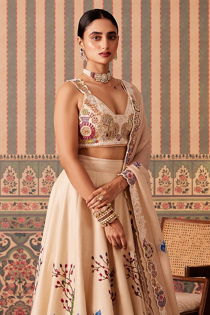 Ivory Silk Floral Applique Embellished Wedding Lehenga Set by Pankti Chheda at Pernia's Pop Up Shop