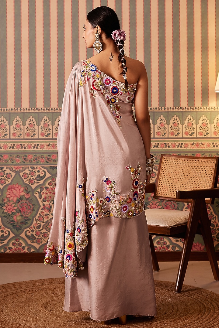 Mauve Silk Floral Applique Embellished One-Shoulder Cape Set by Pankti Chheda at Pernia's Pop Up Shop