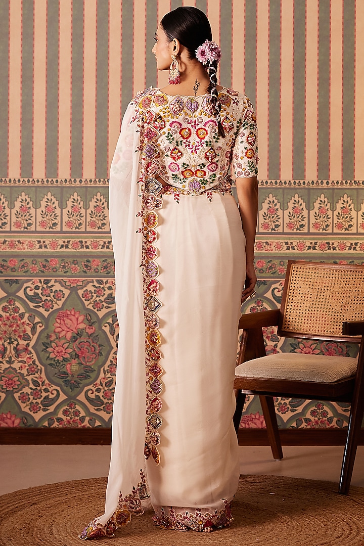 White Silk & Organza Cutwork Handwork Reception Saree Set by Pankti Chheda at Pernia's Pop Up Shop