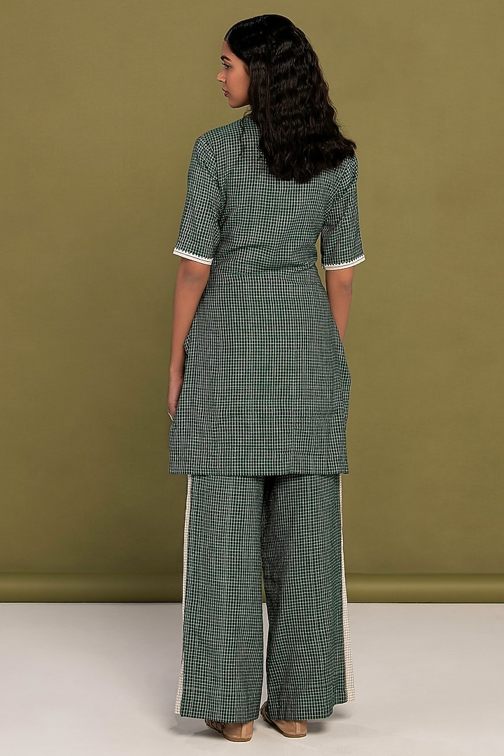 Green Muslin Cotton Embroidered Checkered Co-Ord Set by Priya Agarwal at Pernia's Pop Up Shop