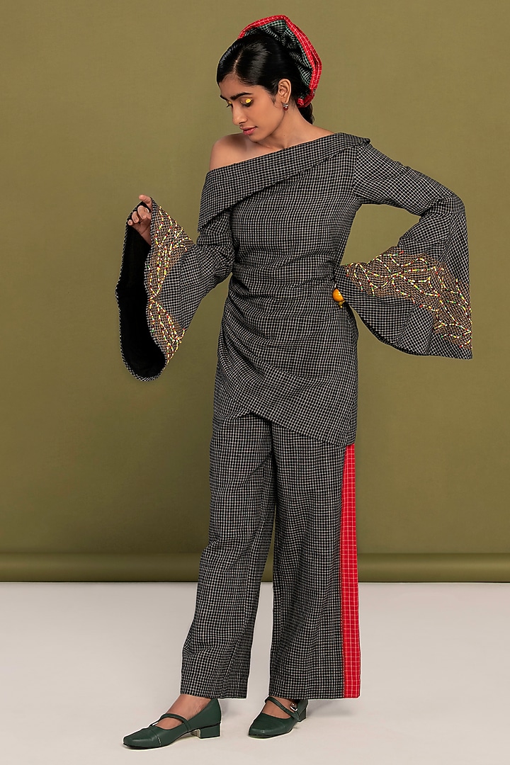 Black Muslin Cotton Hand Embroidered Checkered Co-Ord Set by Priya Agarwal at Pernia's Pop Up Shop