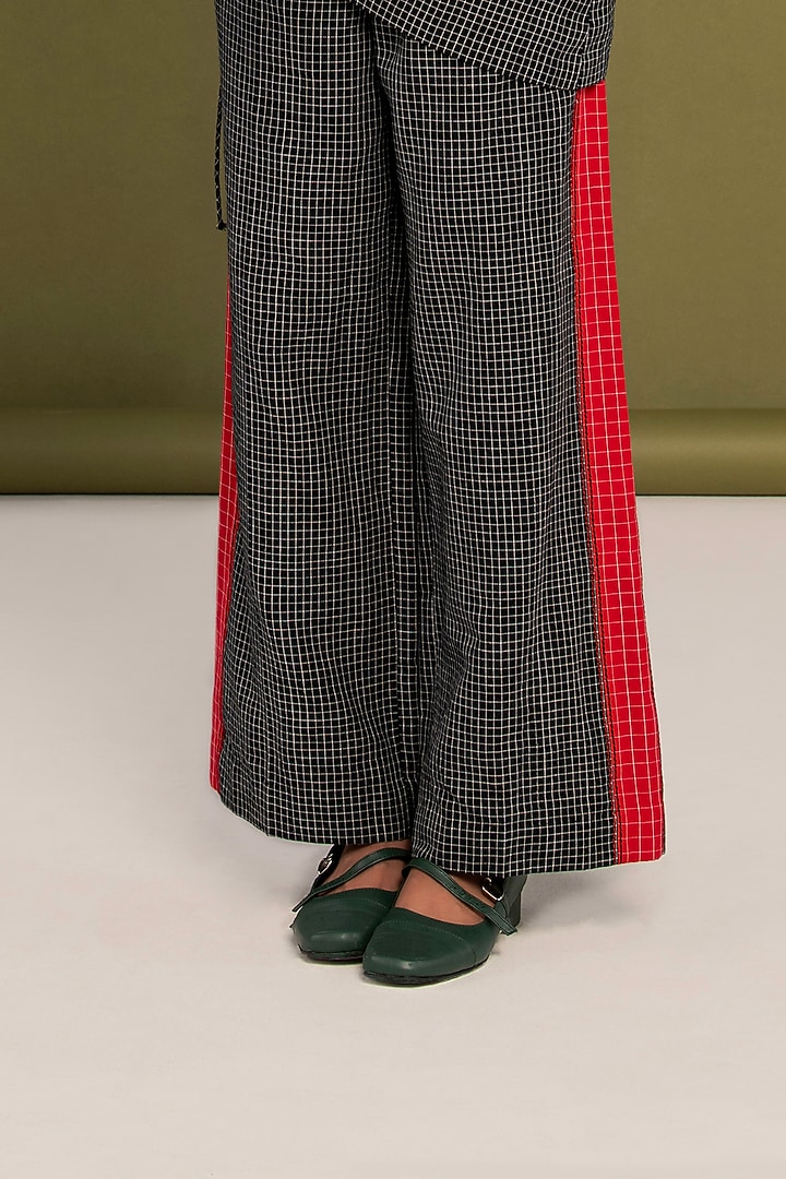 Black Muslin Cotton Hand Embroidered Checkered Co-Ord Set by Priya Agarwal at Pernia's Pop Up Shop