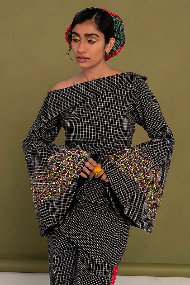 Black Muslin Cotton Hand Embroidered Checkered Co-Ord Set by Priya Agarwal at Pernia's Pop Up Shop
