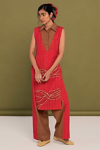 Red & Brown Muslin Cotton Thread Embroidered Checkered Co-Ord Set by Priya Agarwal