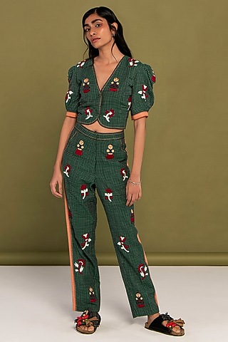 Green Muslin Cotton Floral Motifs Work Checkered Co-Ord Set by Priya Agarwal
