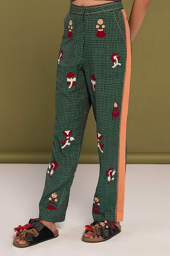 Green Muslin Cotton Floral Motifs Work Checkered Co-Ord Set by Priya Agarwal at Pernia's Pop Up Shop