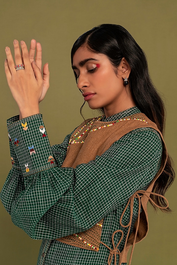Green & Brown Muslin Cotton Hand Embroidered Checkered Co-Ord Set by Priya Agarwal at Pernia's Pop Up Shop