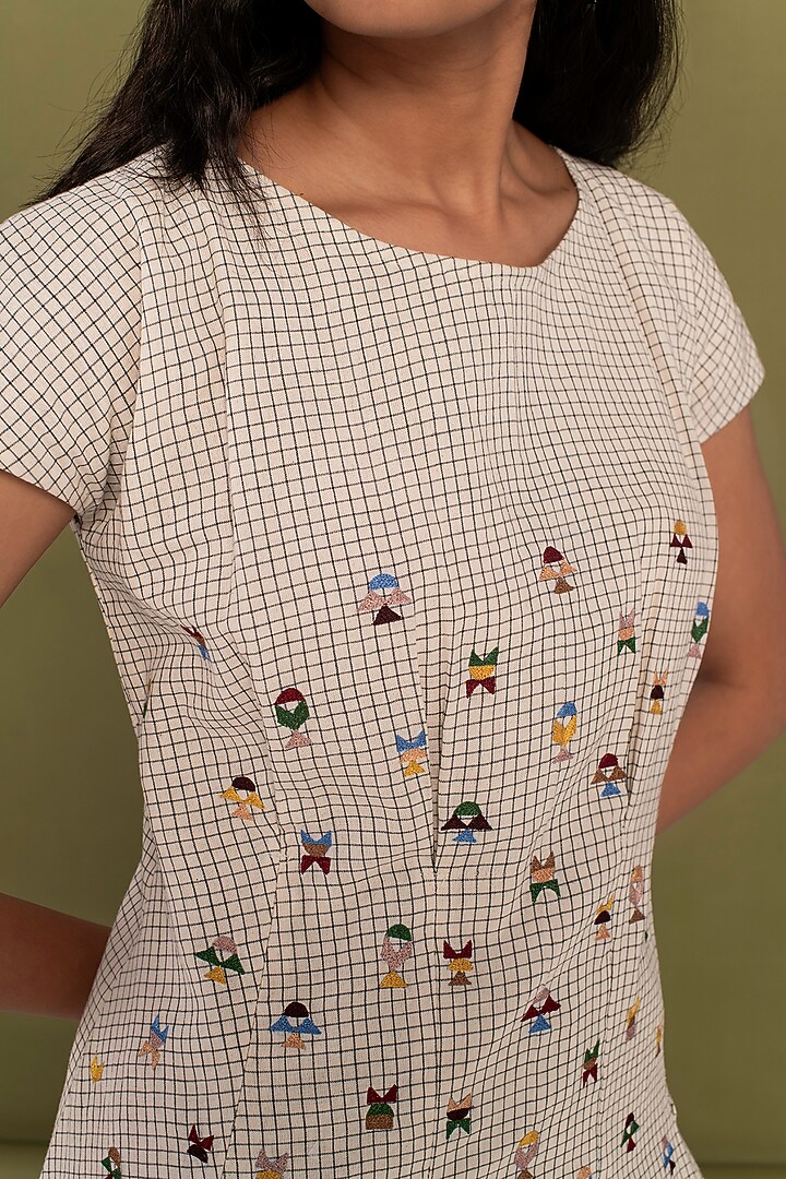 White Muslin Cotton Embroidered Checkered Co-Ord Set by Priya Agarwal at Pernia's Pop Up Shop