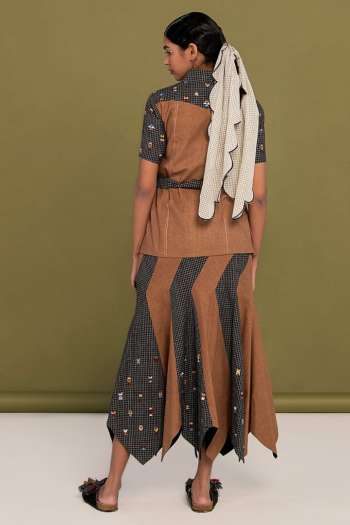 Black & Brown Muslin Cotton Embroidered Asymmetrical Checkered Skirt Set by Priya Agarwal at Pernia's Pop Up Shop