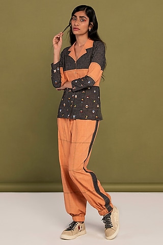 Black & Peach Muslin Cotton Hand Embroidered Checkered Co-Ord Set by Priya Agarwal