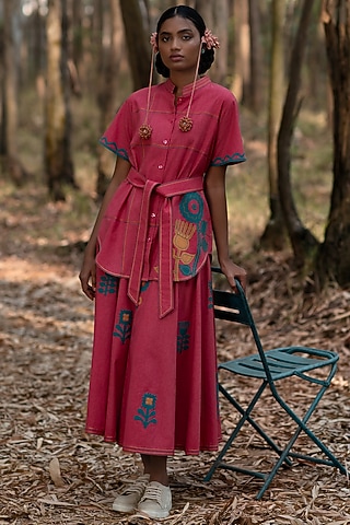 Warm Red Muslin Cotton Tie-Up Short Jacket With Belt by Priya Agarwal