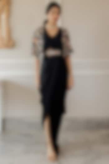 Black Georgette Draped Pre-Stitched Saree Set by Paulmi & Harsh
