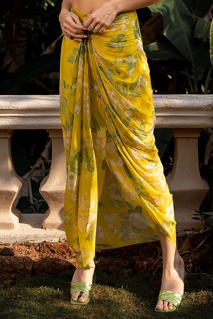 Yellow Crepe Floral Printed Jacket Set by Paulmi & Harsh at Pernia's Pop Up Shop
