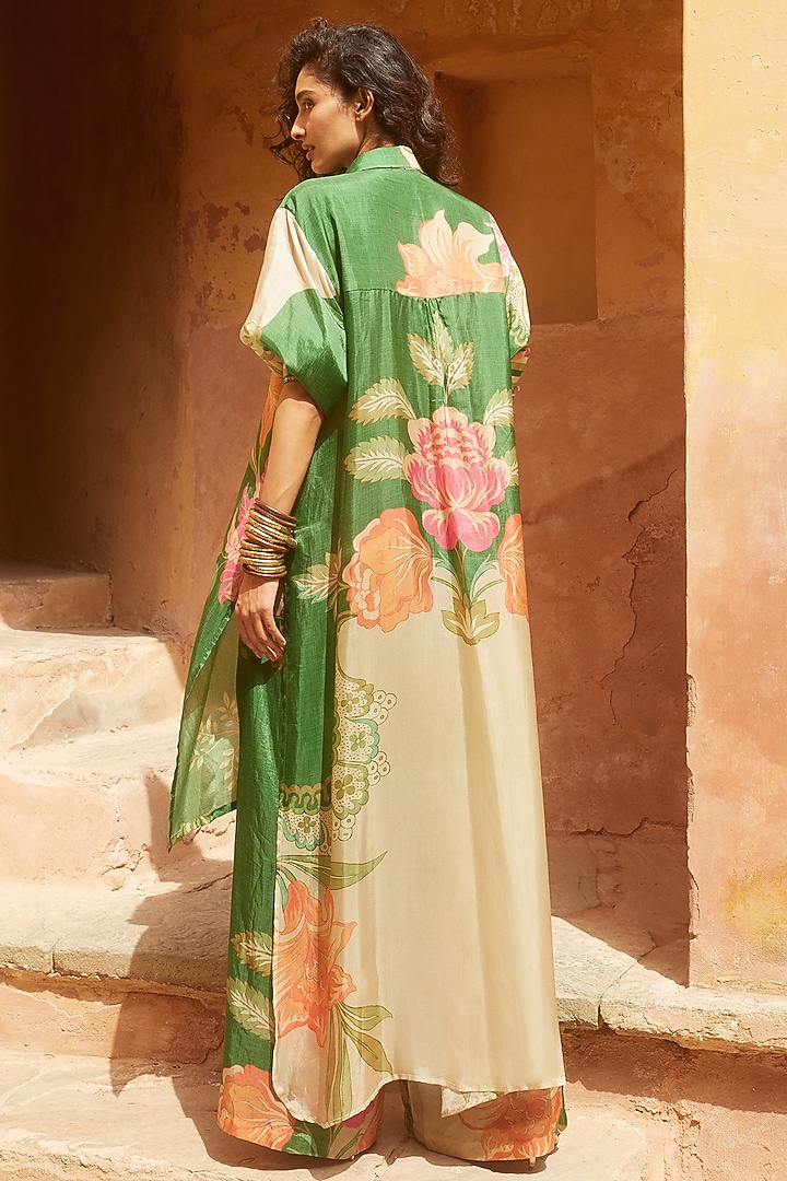 Green Habutai Floral Printed High-Low Kurta Set by Paulmi & Harsh at Pernia's Pop Up Shop