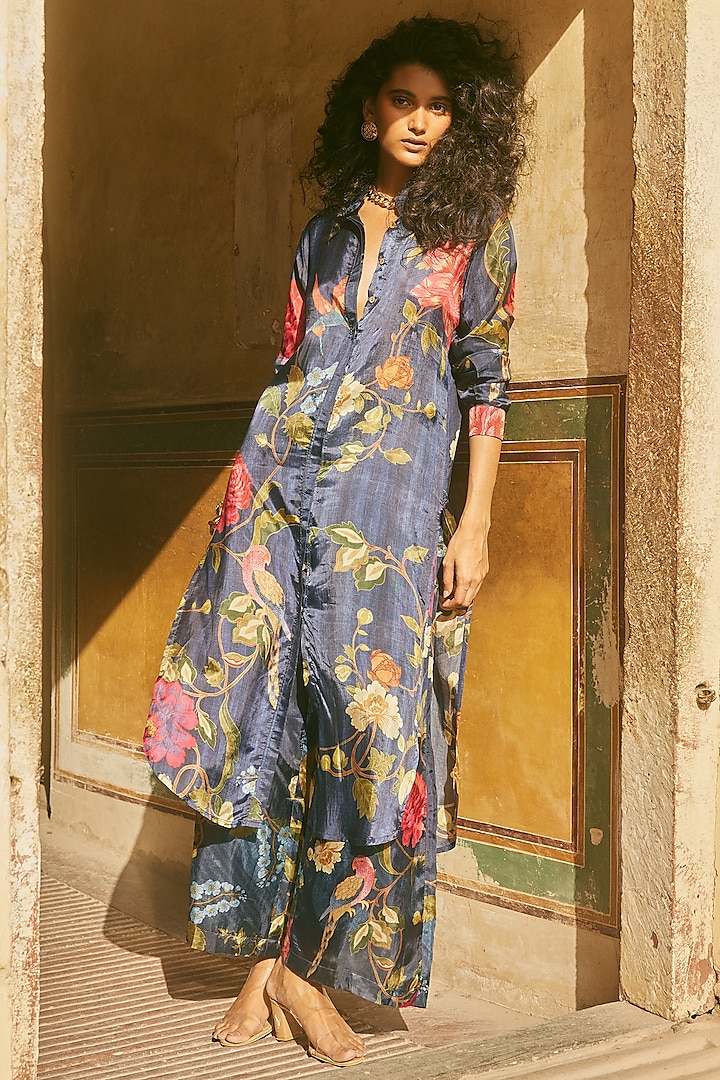 MIdnight Blue Habutai Floral Printed Kurta Set by Paulmi & Harsh at Pernia's Pop Up Shop