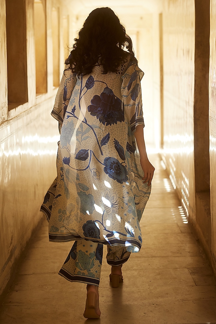 Ivory Organza Floral Printed Jacket Set by Paulmi & Harsh at Pernia's Pop Up Shop