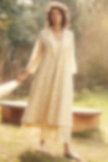 Ivory Malai Chanderi Hand Embroidered Jacket Vacation Dress by Paulmi & Harsh at Pernia's Pop Up Shop